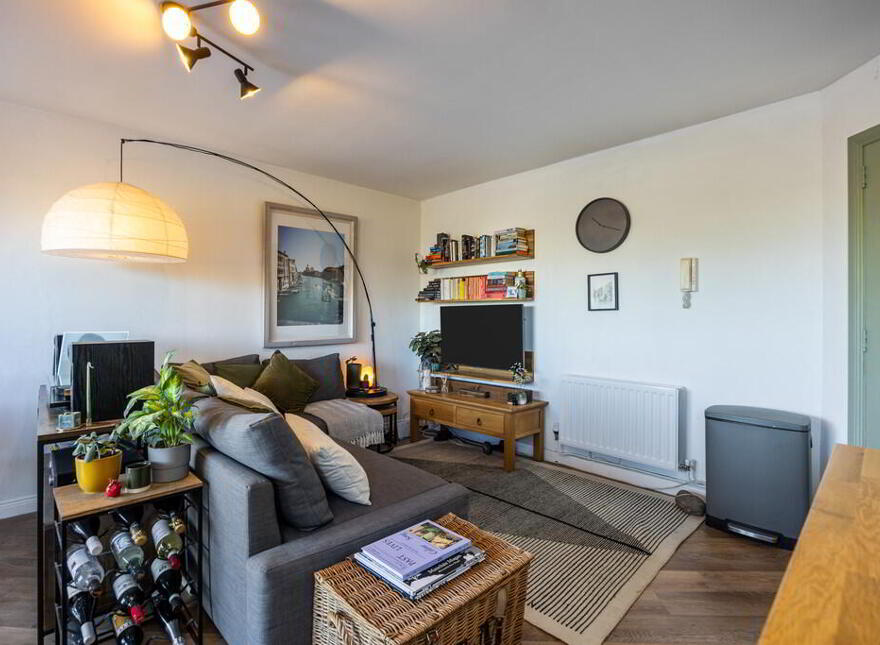 16 Ravenhill Reach, Belfast, BT6 8RA