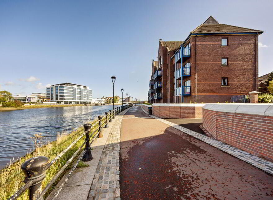 16 Ravenhill Reach, Belfast, BT6 8RA