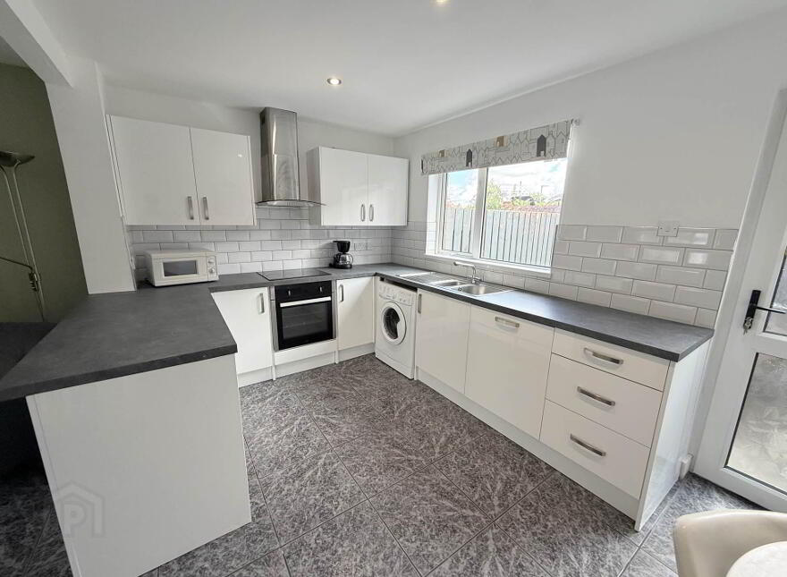 92 Maryville Street, Belfast, BT7 1AE
