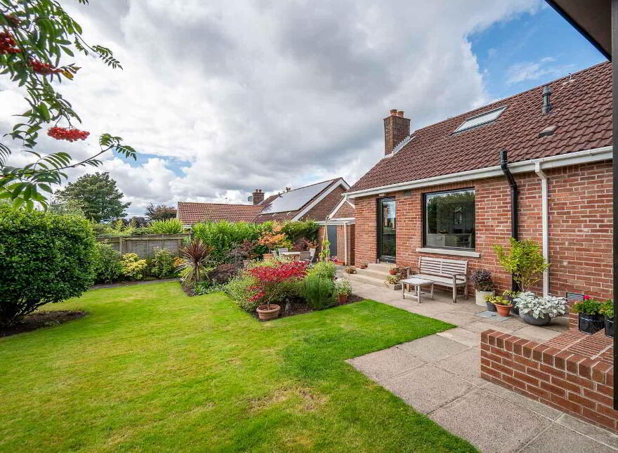 20 Quarry Road, Belfast, BT4 2JD