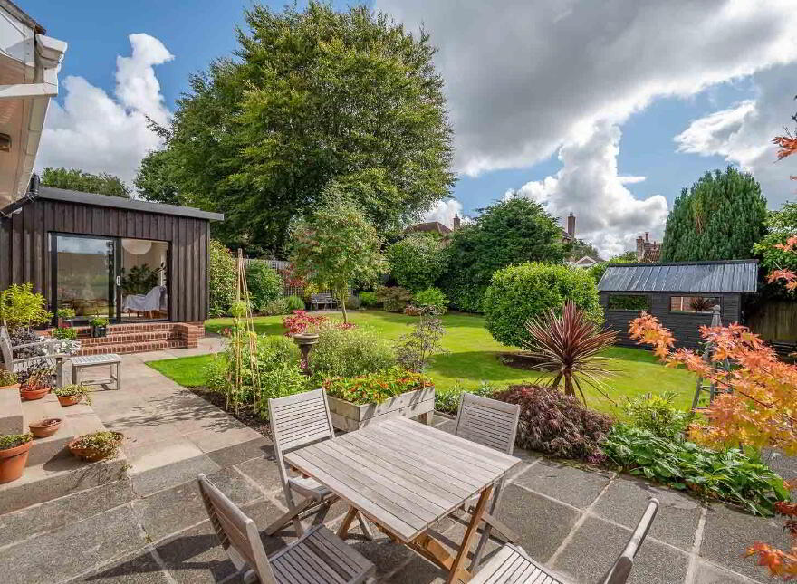 20 Quarry Road, Belfast, BT4 2JD