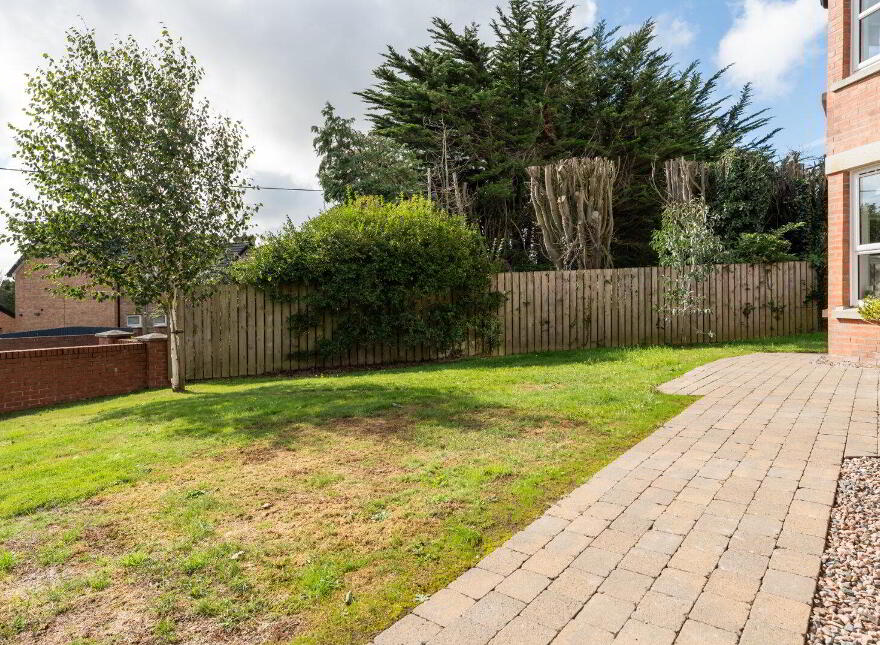 2 Prince Regent Park, Newtownards, BT23 7FT