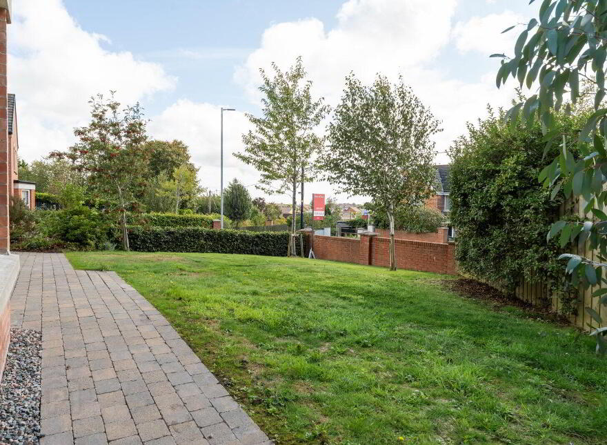 2 Prince Regent Park, Newtownards, BT23 7FT