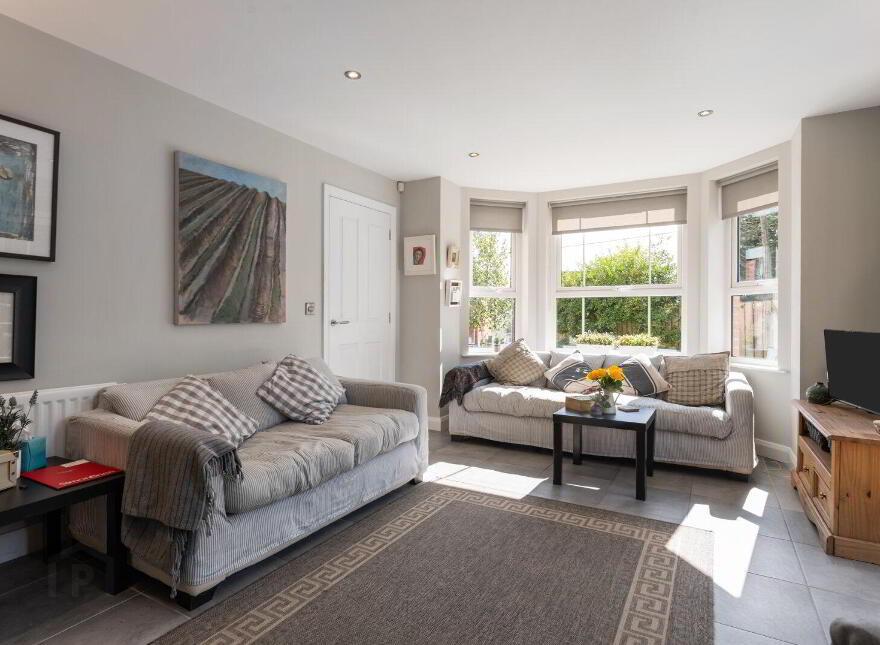 2 Prince Regent Park, Newtownards, BT23 7FT