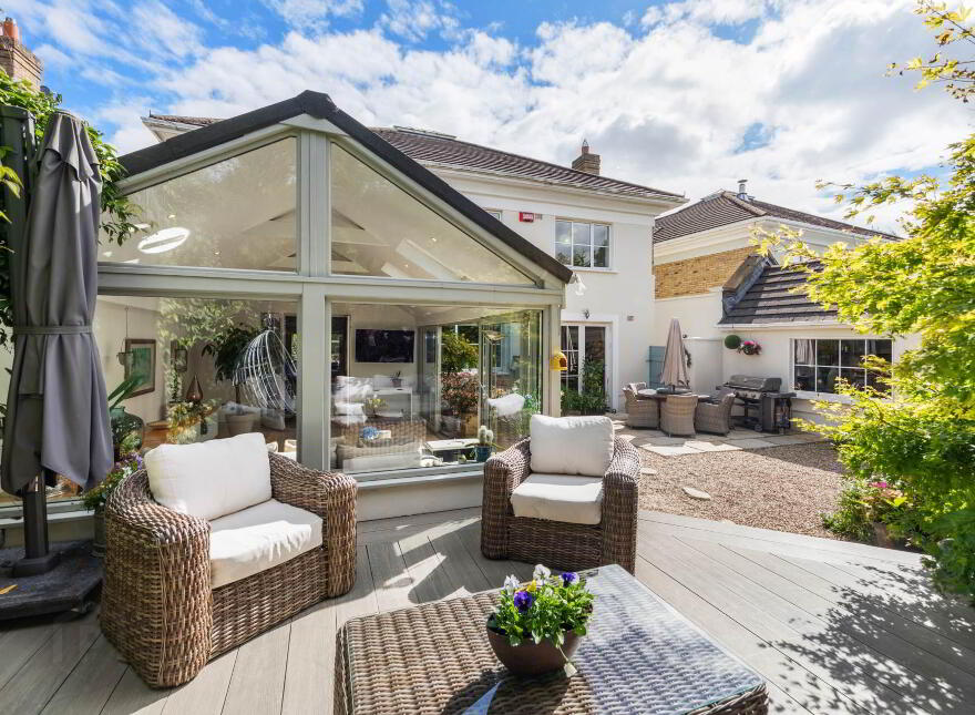 100 Avoca Park, Blackrock, Dublin, A94F8N5