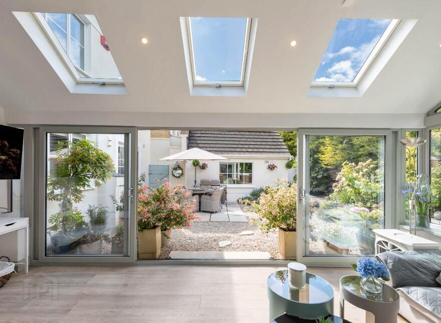 100 Avoca Park, Blackrock, Dublin, A94F8N5
