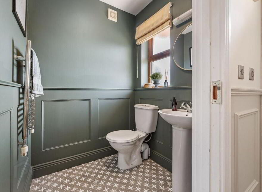 2 Cois Na Criann, Ballymaloe Road, Demesne, Midleton, Cloyne