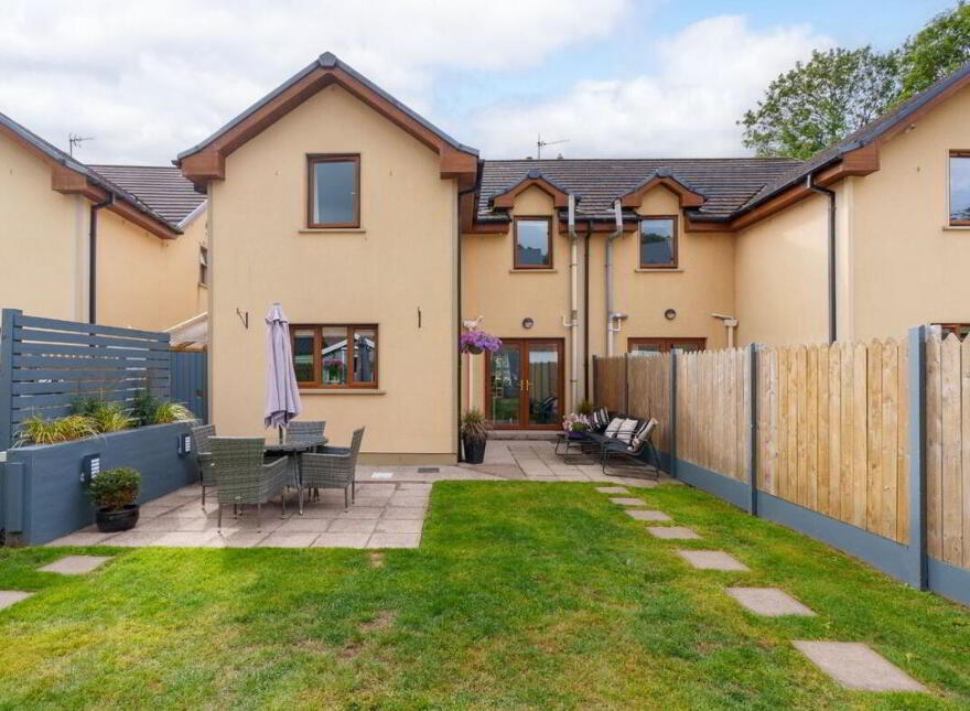 2 Cois Na Criann, Ballymaloe Road, Demesne, Midleton, Cloyne