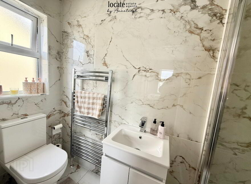 37 Clanna Rury, Claudy, Derry, BT47 4FB