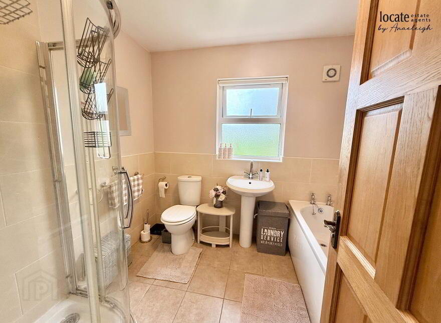 37 Clanna Rury, Claudy, Derry, BT47 4FB