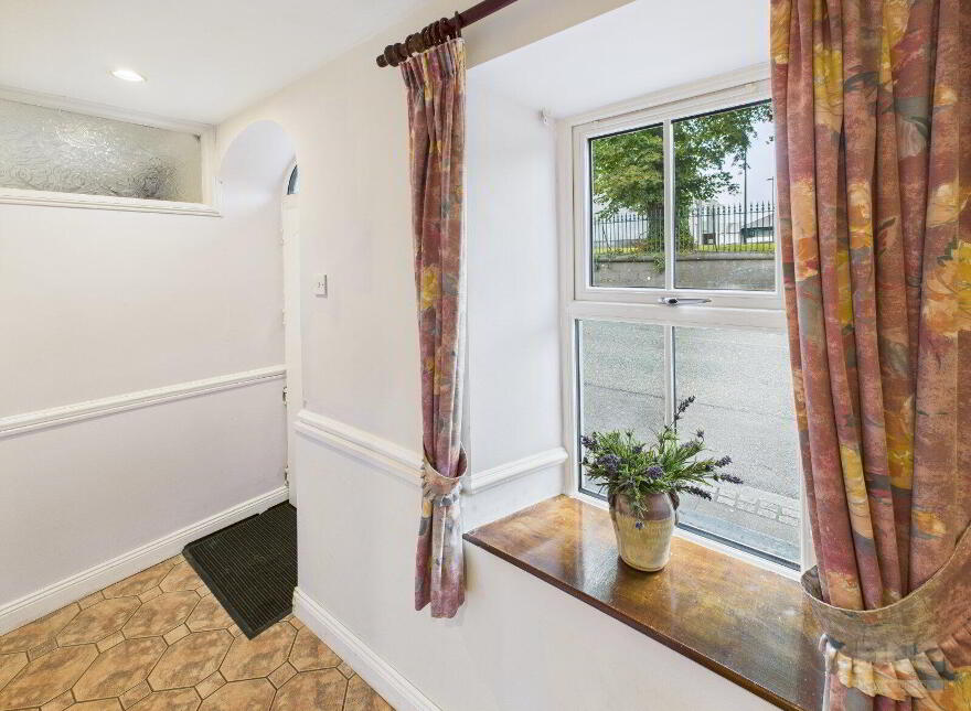 2 Charleville Parade, Tullamore, Offaly, R35EW08