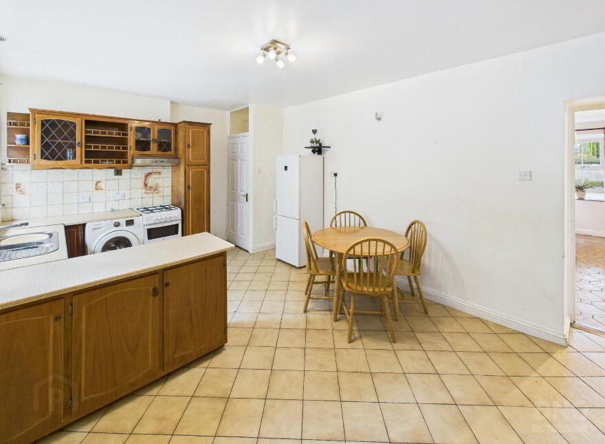 2 Charleville Parade, Tullamore, Offaly, R35EW08