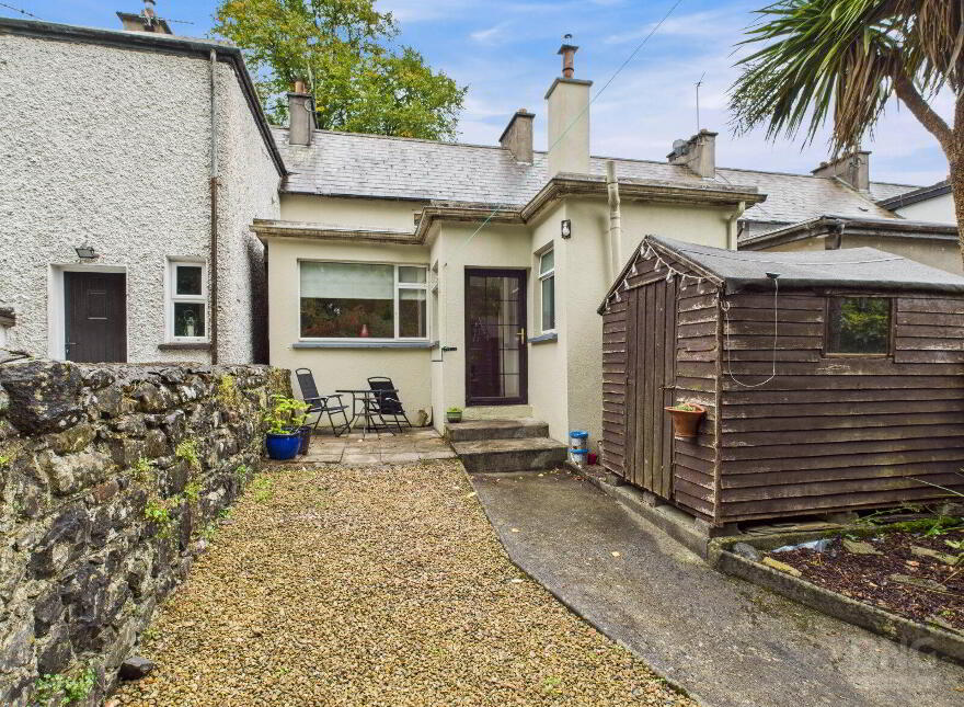 2 Charleville Parade, Tullamore, Offaly, R35EW08