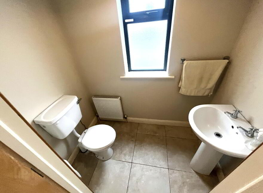 4 Mayfields, Claremorris