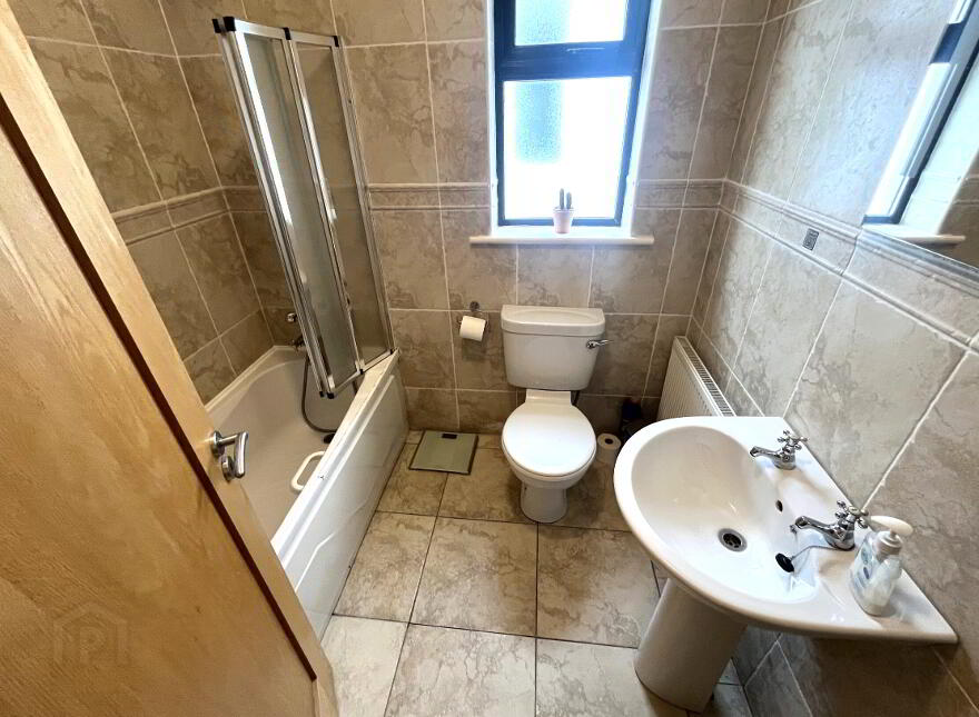 4 Mayfields, Claremorris