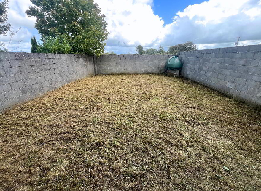 4 Mayfields, Claremorris