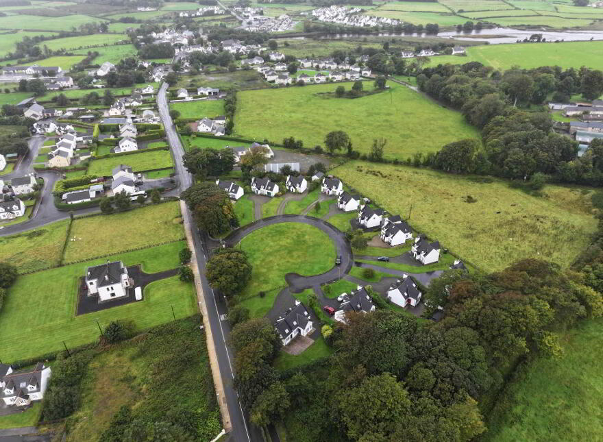 7 Dunross, Culdaff, F93E189