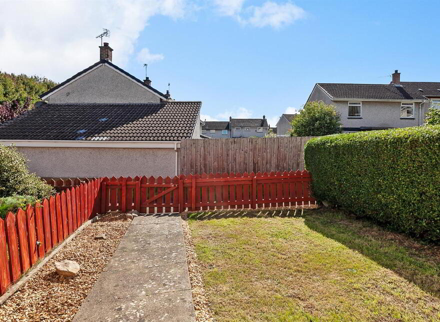 8 Ashgrove, Antrim, BT41 2BL