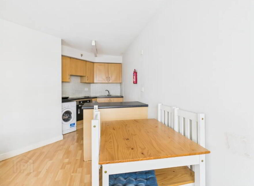 Apt, 15 Penrose Court, Anne Street, Waterford, X91EY40