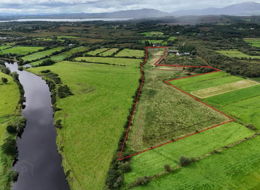 Srah, Foxford
