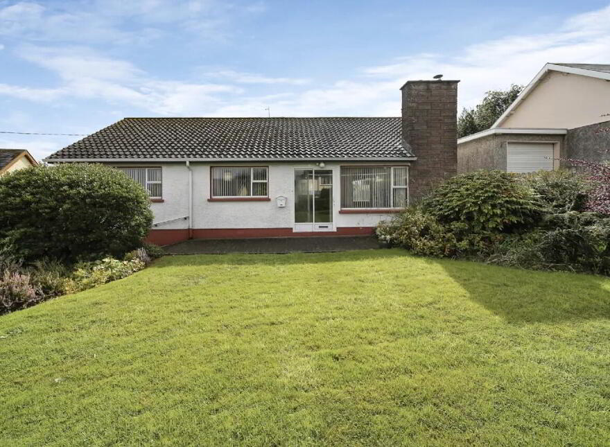 College Farm Road, Letterkenny, F92EH3E