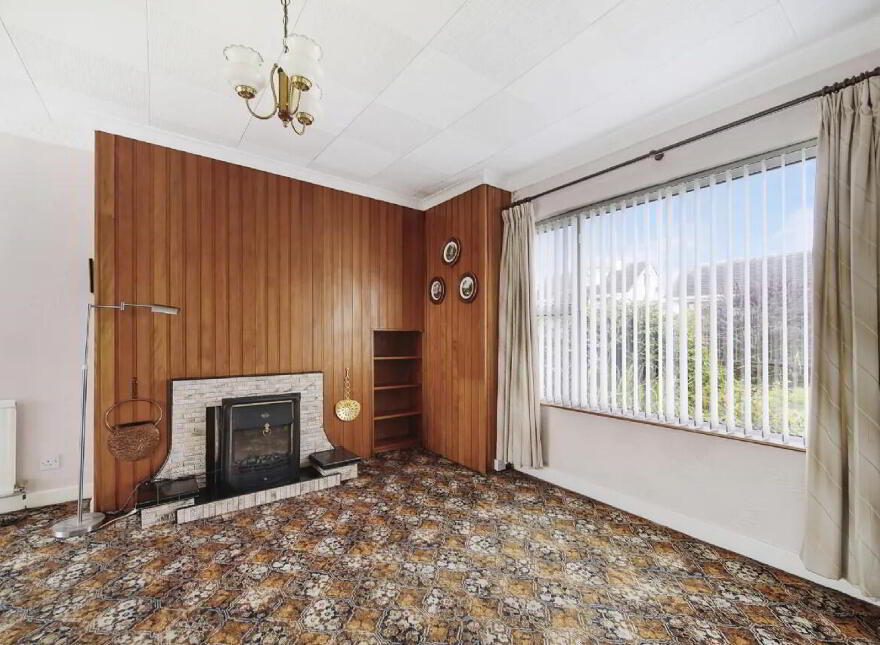 College Farm Road, Letterkenny, F92EH3E