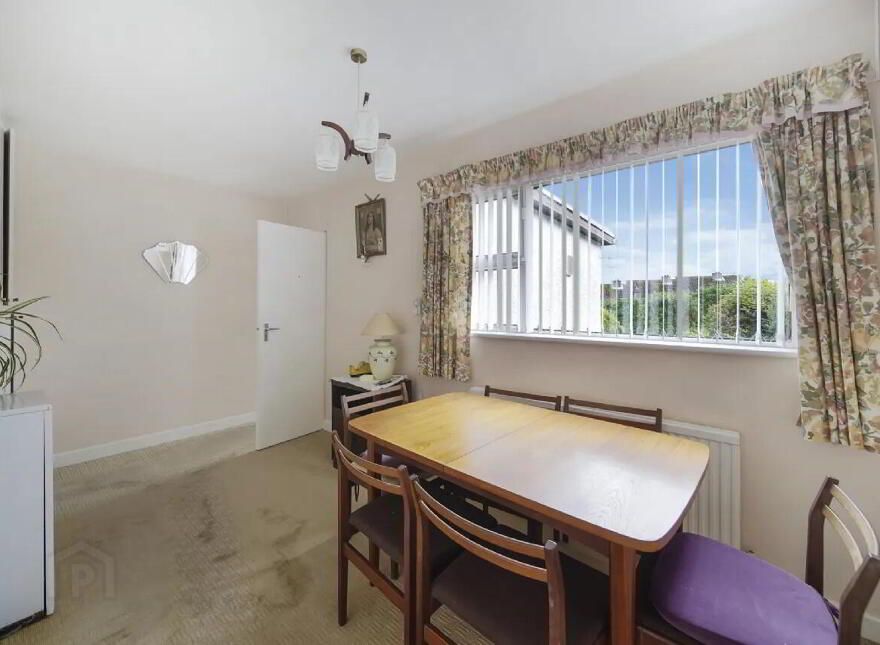 College Farm Road, Letterkenny, F92EH3E