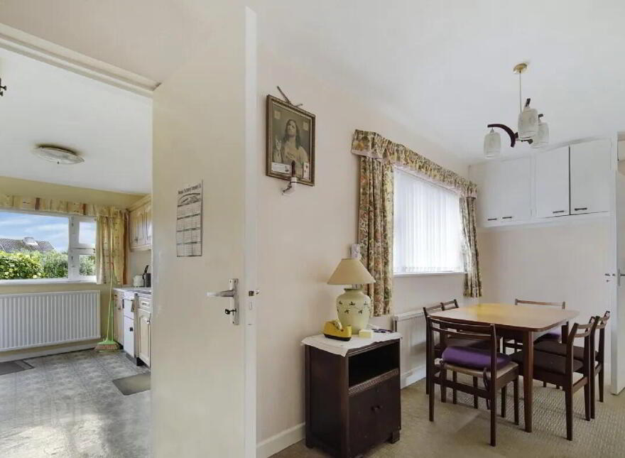 College Farm Road, Letterkenny, F92EH3E