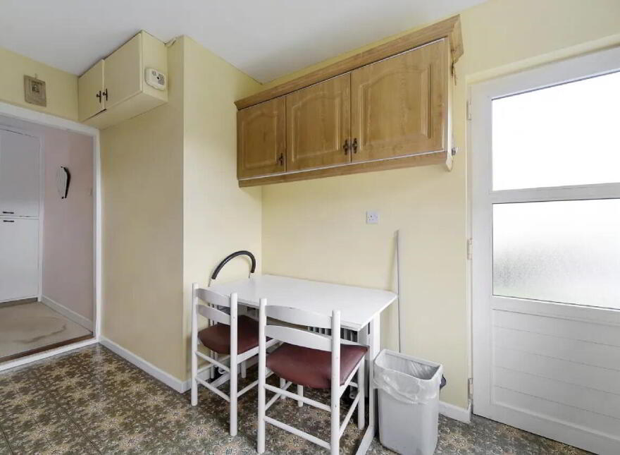 College Farm Road, Letterkenny, F92EH3E
