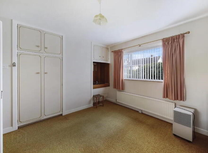 College Farm Road, Letterkenny, F92EH3E