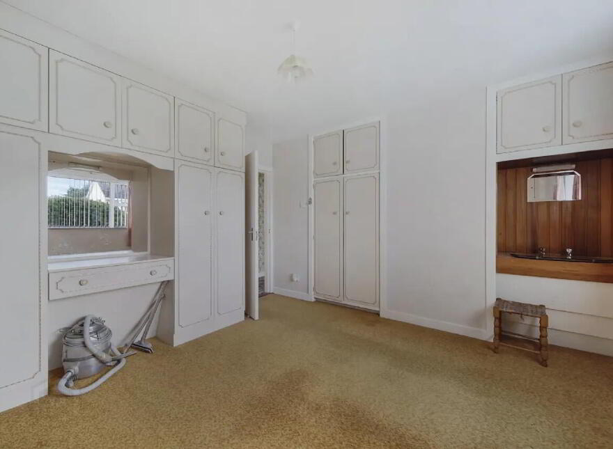 College Farm Road, Letterkenny, F92EH3E