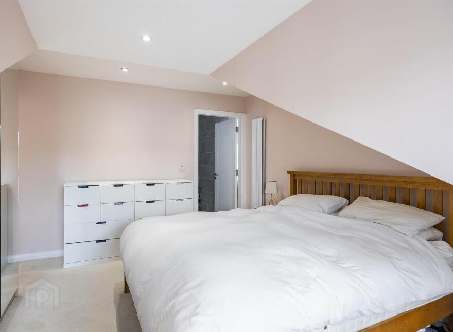 Apartment 7 Wavecrest 739 Shore Road, Jordanstown, Newtownabbey, BT37 0PY