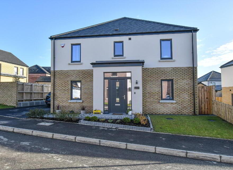 5 Little Enler Link, Comber, Newtownards, BT23 5UT photo