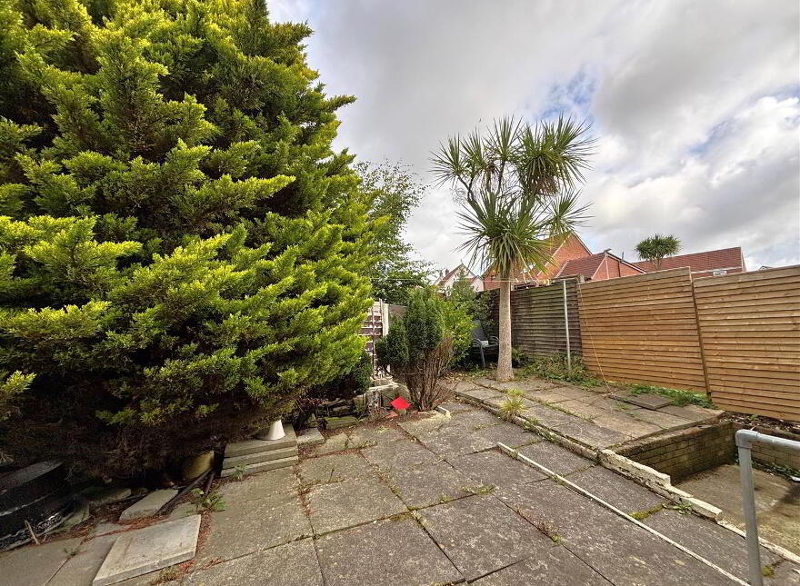 2 Tyndale Grove, Belfast, BT14 8HP