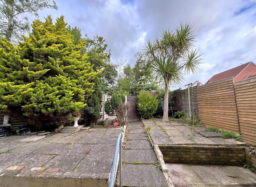 2 Tyndale Grove, Belfast, BT14 8HP
