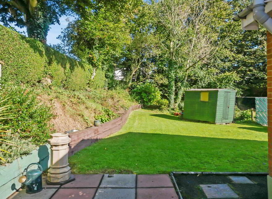19 Meadowvale Park, Ballynahinch Road, Carryduff, Belfast, BT8 8PX