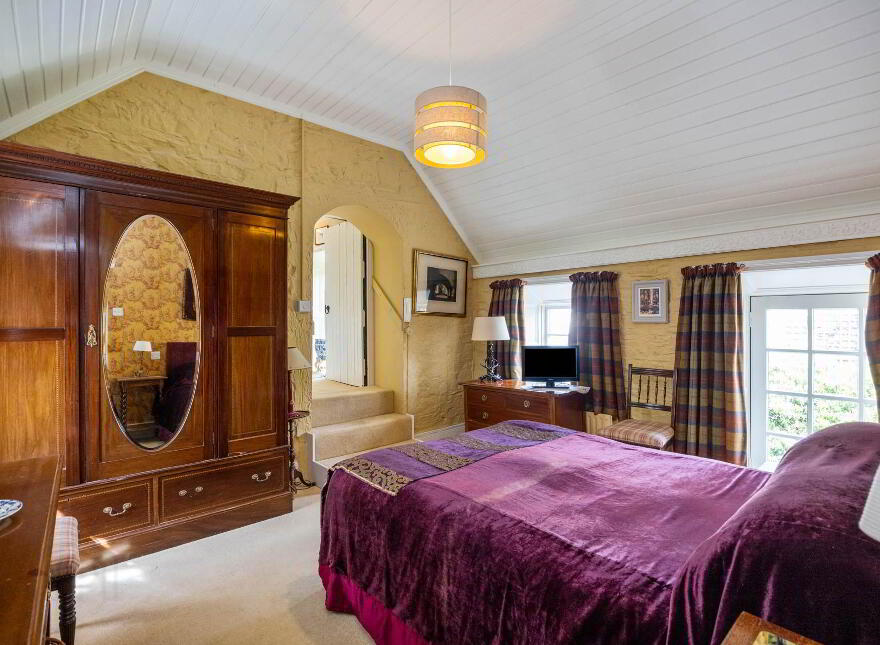 7a The Square, Hillsborough, BT26 6AG