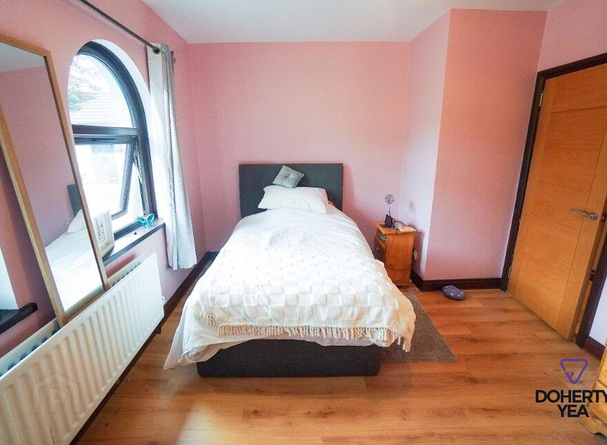 60 Loughmourne Road, Carrickfergus, BT38 9AN