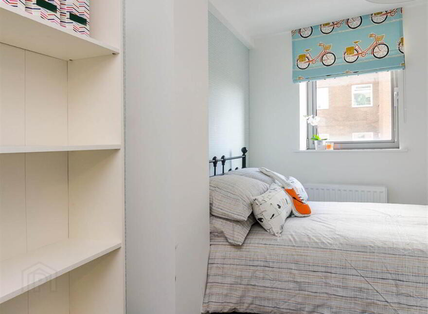 4.2, 117 Lisburn Road, Belfast, BT9 7AF