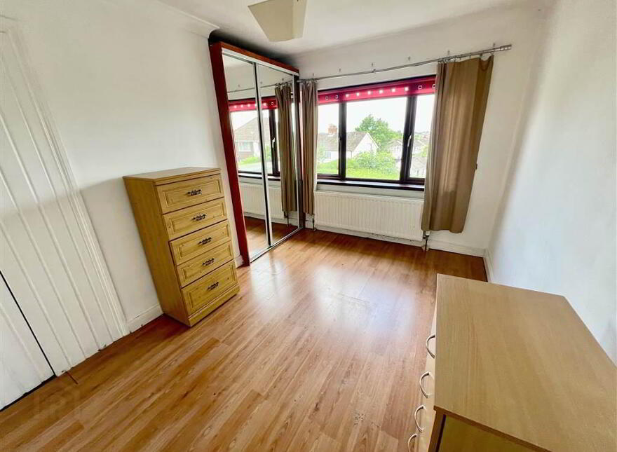 4 Cregagh Park East, Cregagh, Belfast, BT6 9LG