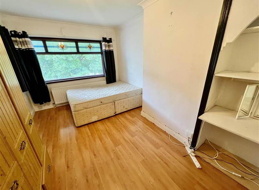 4 Cregagh Park East, Cregagh, Belfast, BT6 9LG