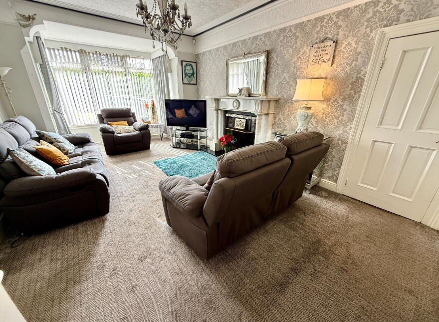 Steelstown House, 37 Steelstown Village, Derry, BT48 8JA