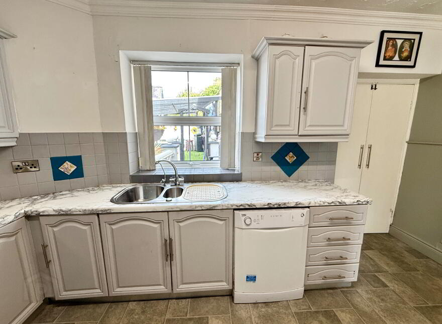 Steelstown House, 37 Steelstown Village, Derry, BT48 8JA