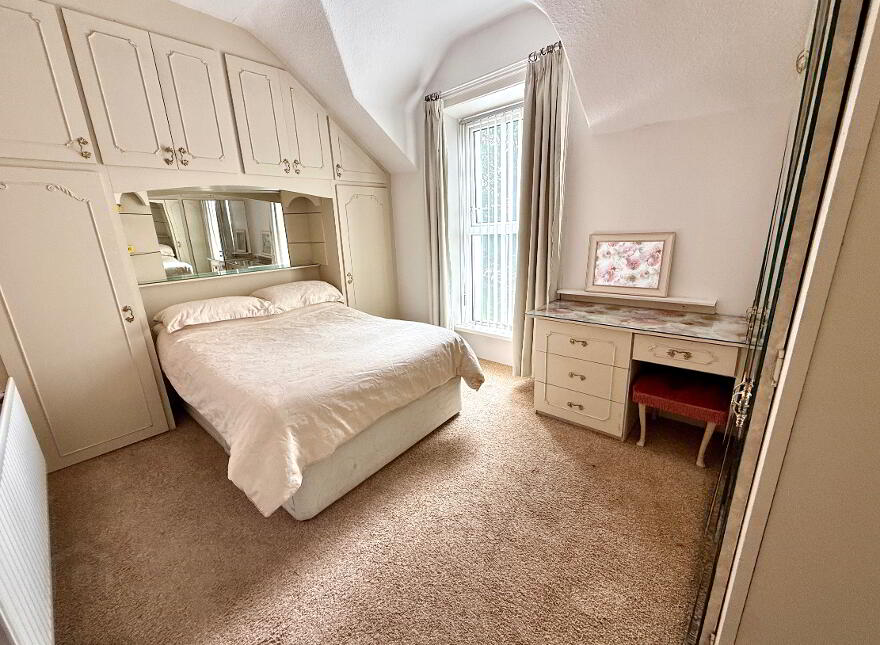 Steelstown House, 37 Steelstown Village, Derry, BT48 8JA