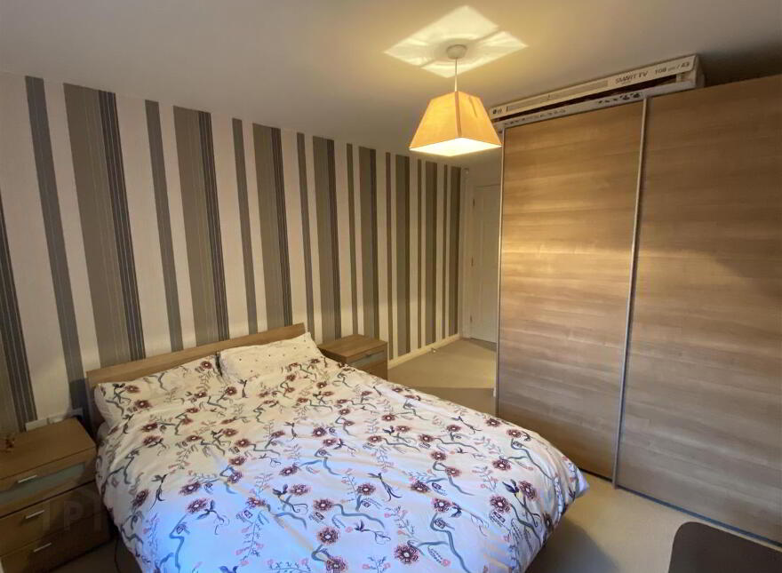 Apt 9 Academy House, 1 College Drive, Wellington Square, Belfast, BT7 3LF