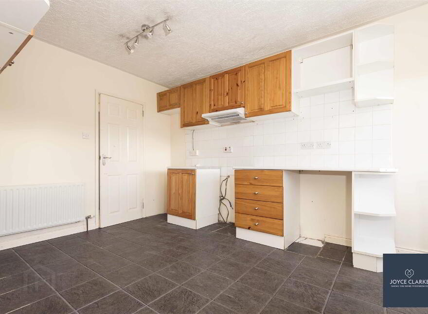 82 Festival Road, Portadown, BT63 5HE