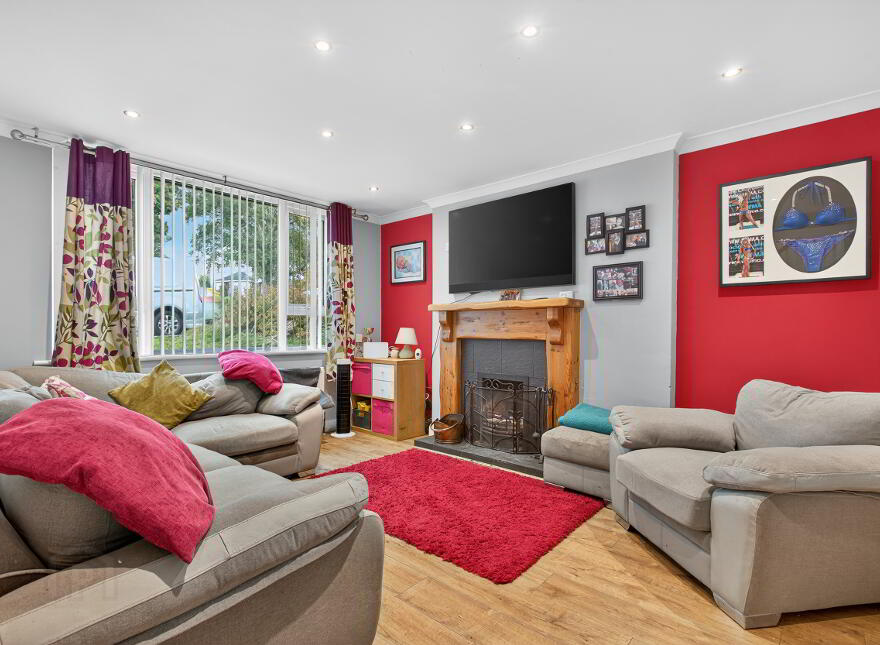 12 Pennyhill Drive, Ballymena, BT42 2NY