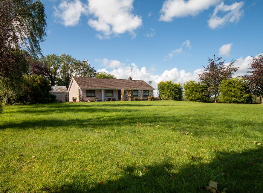 61 Newtownhamilton Road, Armagh, BT60 2AS