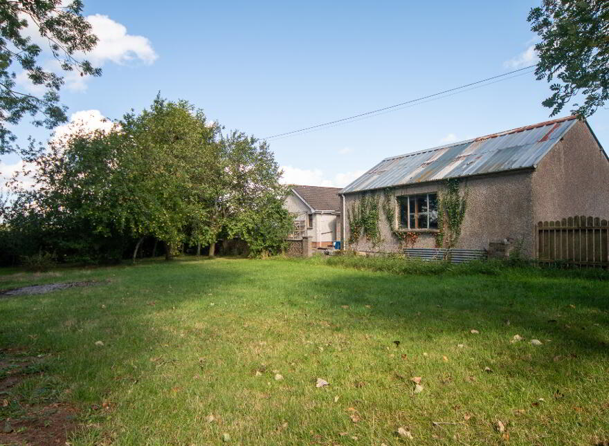 61 Newtownhamilton Road, Armagh, BT60 2AS