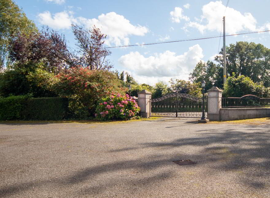 61 Newtownhamilton Road, Armagh, BT60 2AS